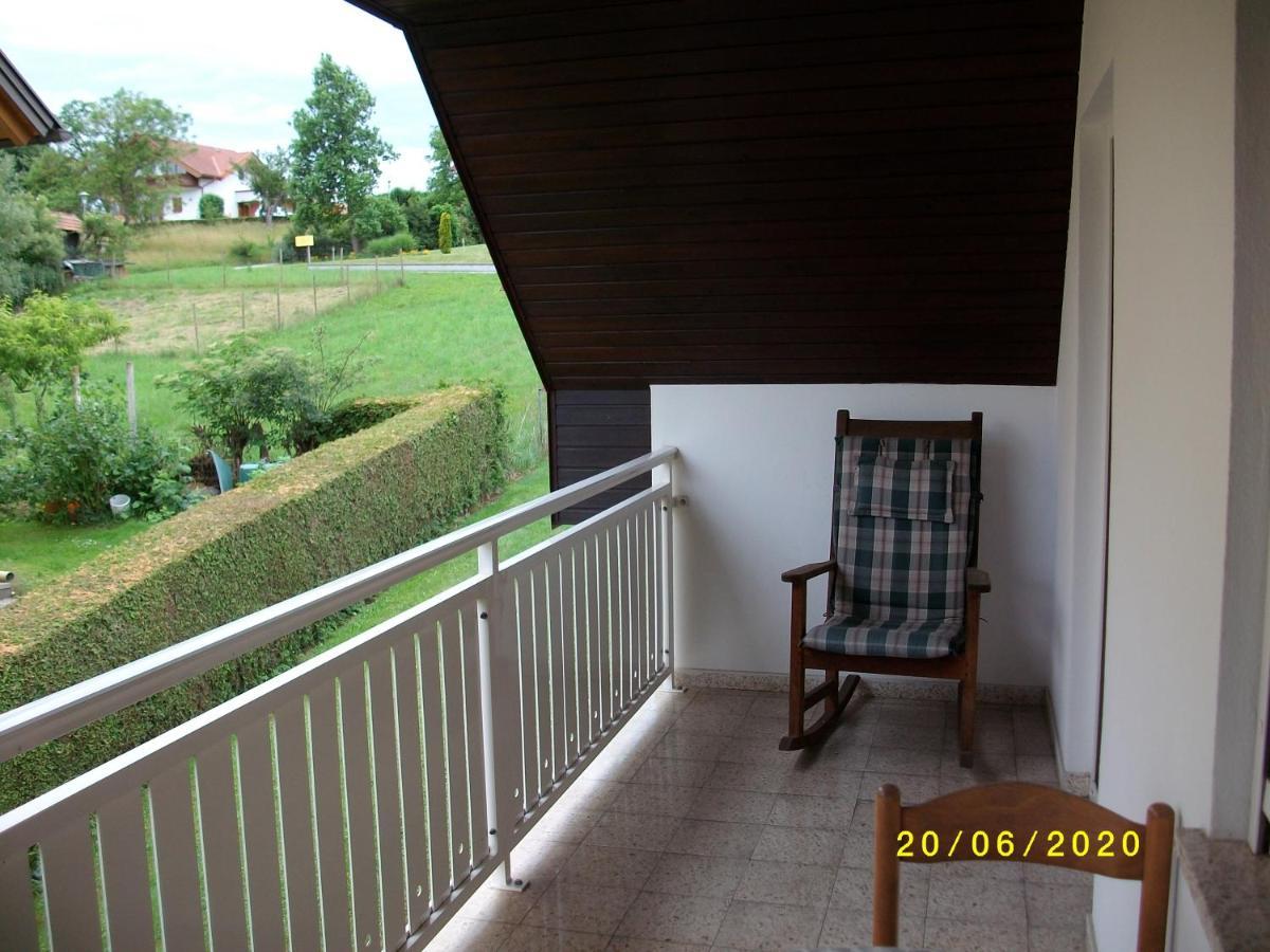 Moni Apartment Geiseldorf